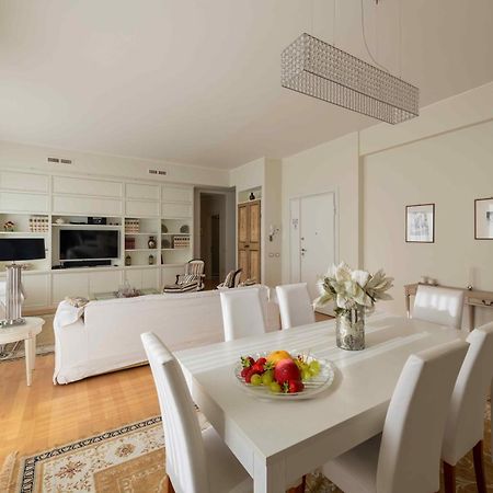 Casa Gramsci Luxury Apartment Пезаро Экстерьер фото
