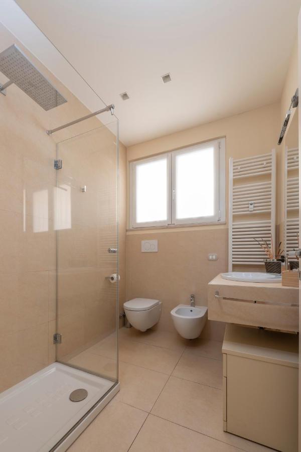 Casa Gramsci Luxury Apartment Пезаро Экстерьер фото