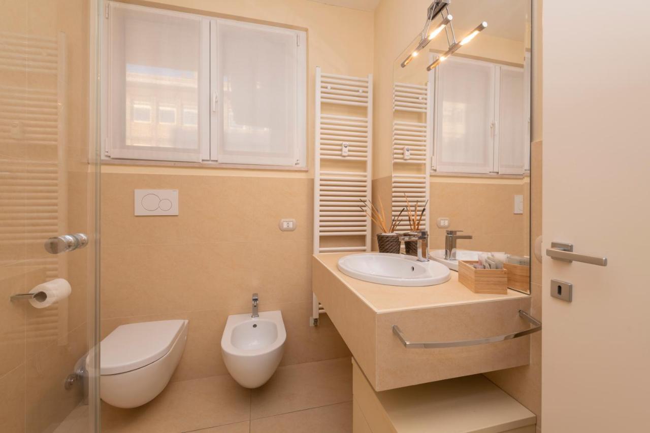 Casa Gramsci Luxury Apartment Пезаро Экстерьер фото